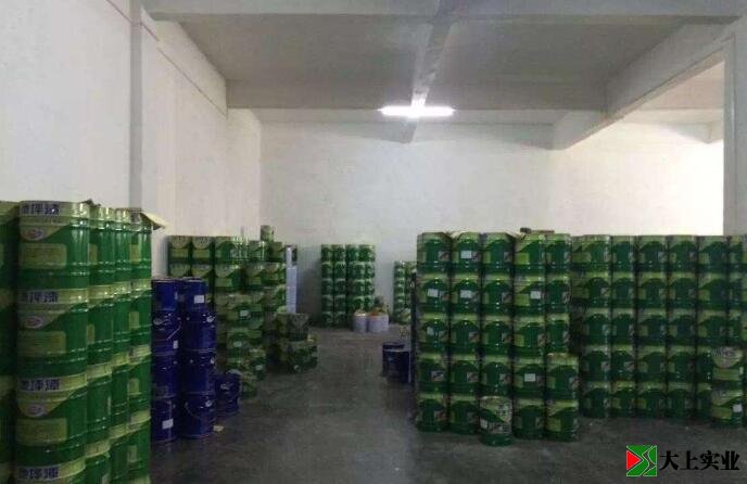 環(huán)氧地坪漆倉庫