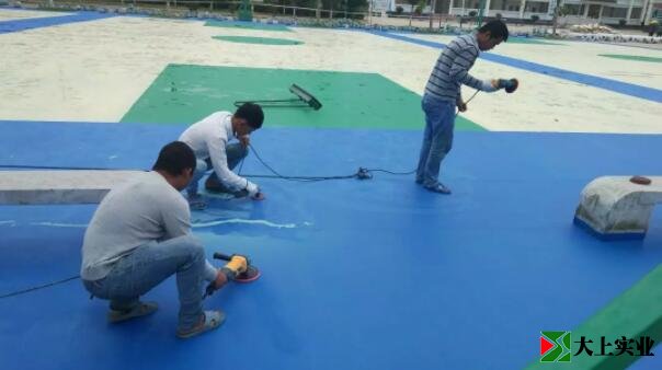 硅PU籃球場加強(qiáng)層