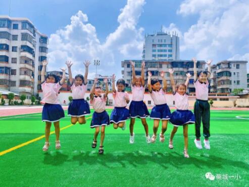 荷城一小新運場于本學(xué)期開學(xué)初順利竣工